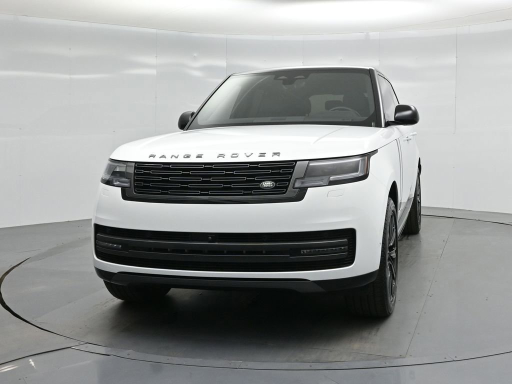 Used 2025 Land Rover Range Rover SE image 52