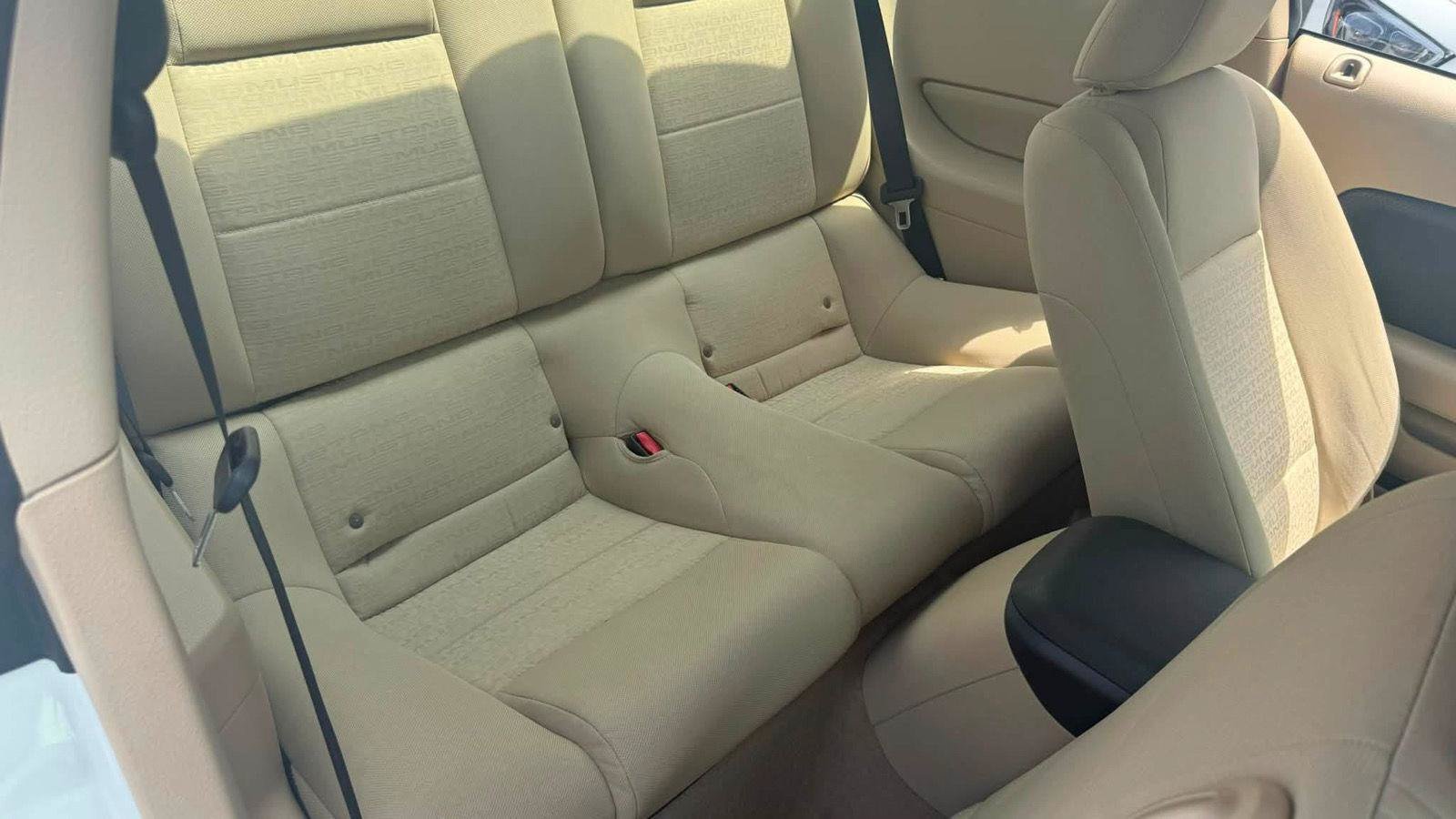 Used 2006 Ford Mustang Coupe RWD image 25