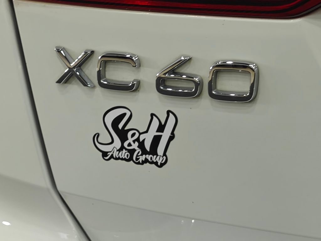 Used 2022 Volvo XC60 B5 Momentum AWD/4WD image 49