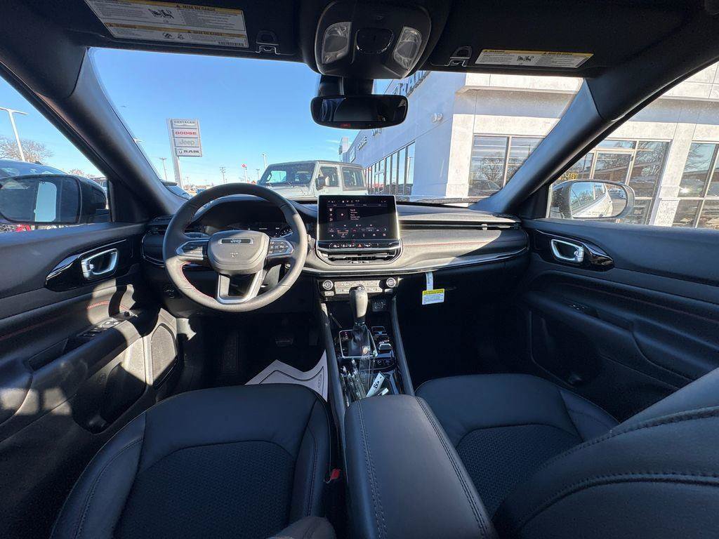 New 2026 Jeep Compass Trailhawk AWD/4WD image 12