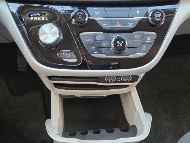Certified 2023 Chrysler Voyager LX FWD image 19