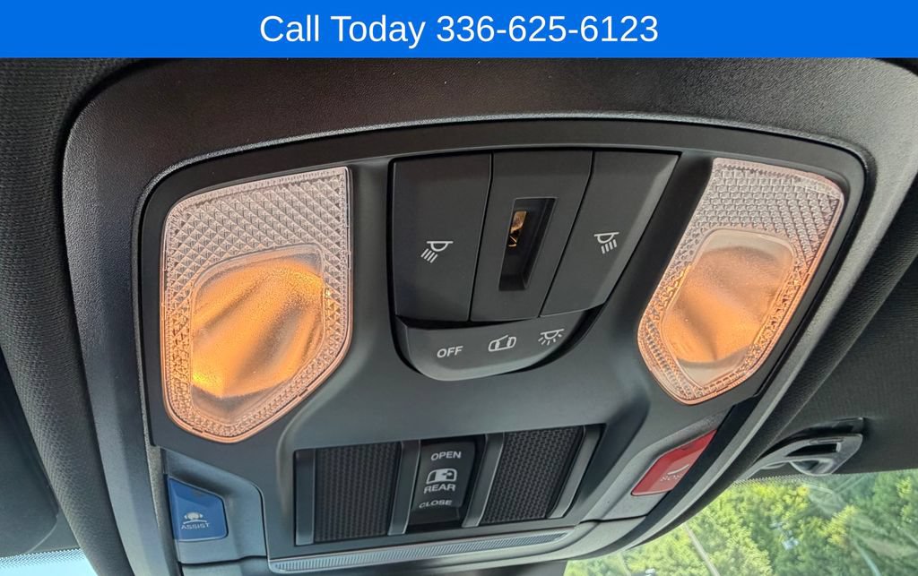 New 2026 RAM 3500 Big Horn AWD/4WD image 25