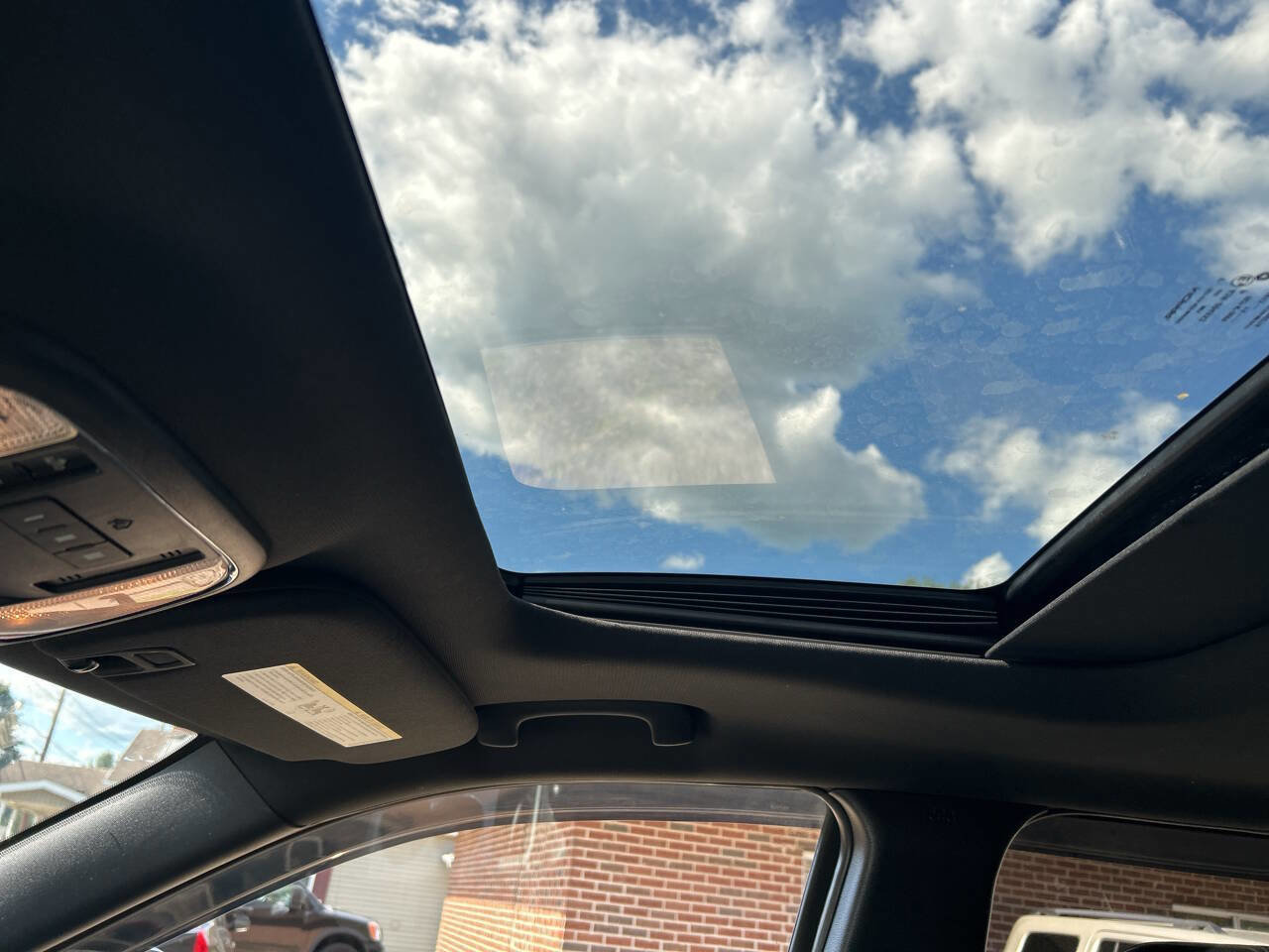 Used 2015 Jeep Grand Cherokee Altitude image 9