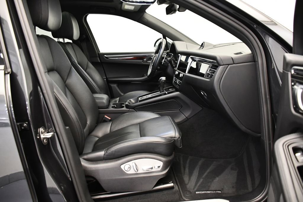 Used 2024 Porsche Macan S image 51