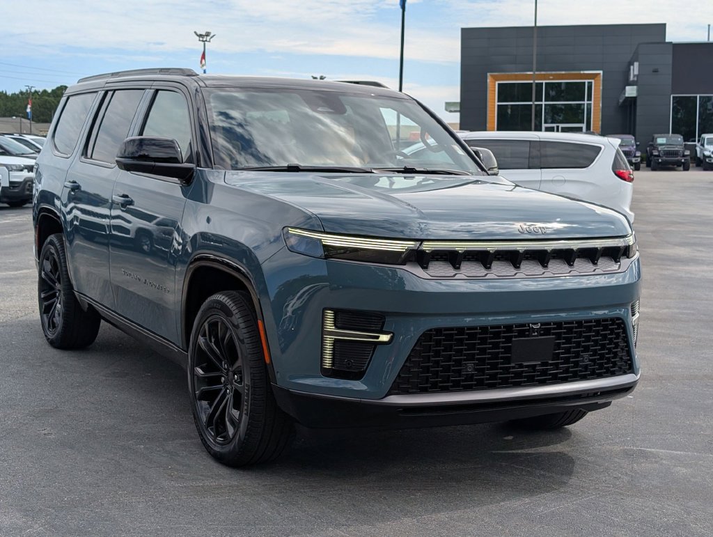 New 2026 Jeep Grand Wagoneer Summit AWD/4WD image 2