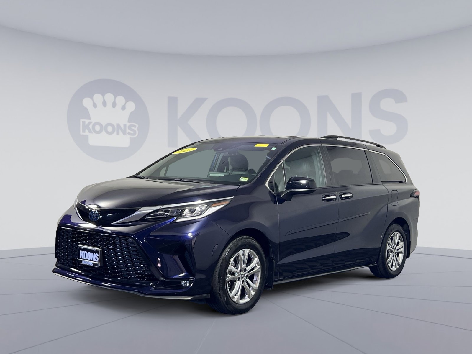 Used 2023 Toyota Sienna XSE