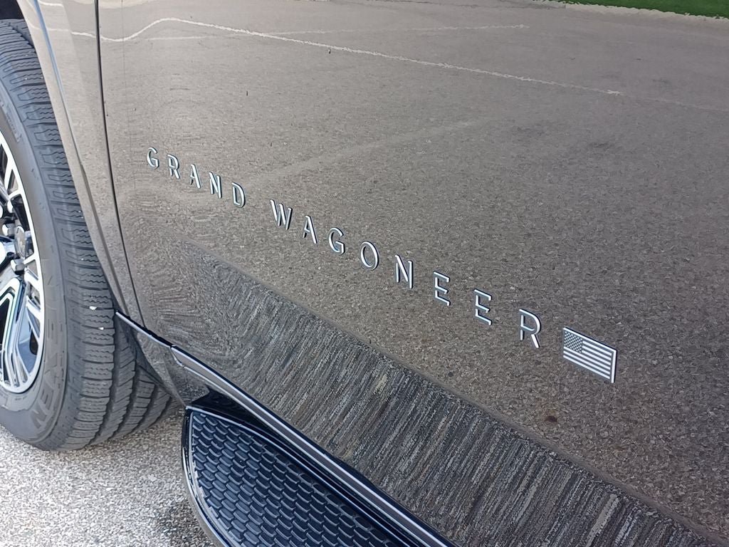 New 2026 Jeep Grand Wagoneer 4WD image 32
