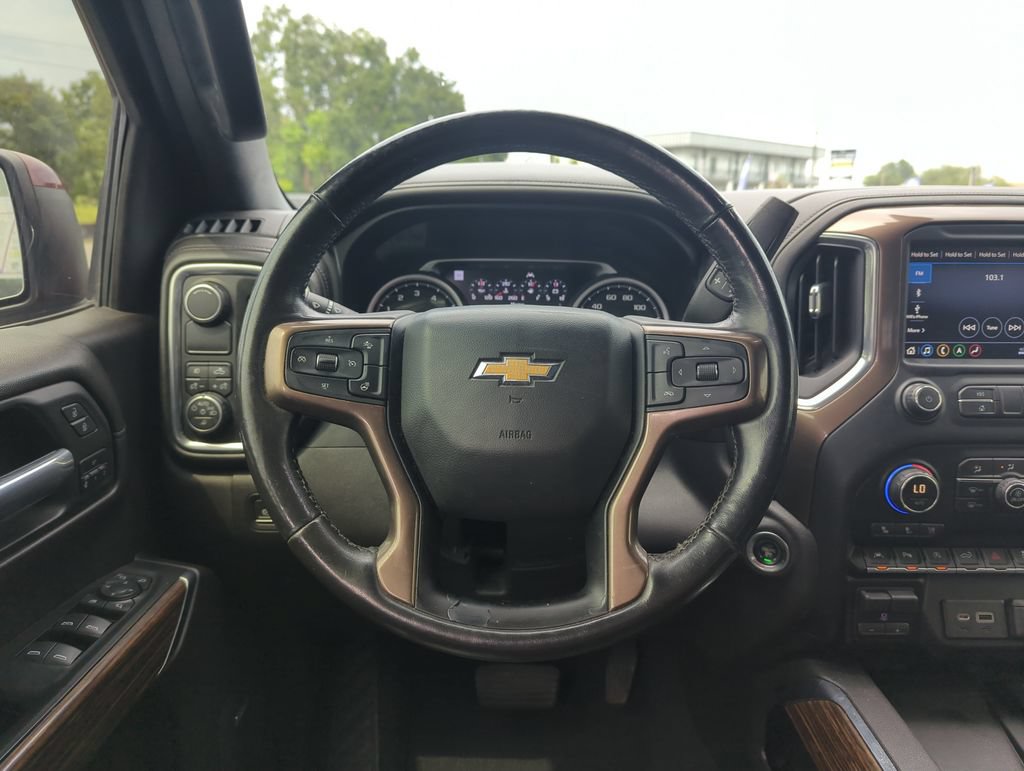 Used 2019 Chevrolet Silverado 1500 High Country w/ Technology Package RWD image 17