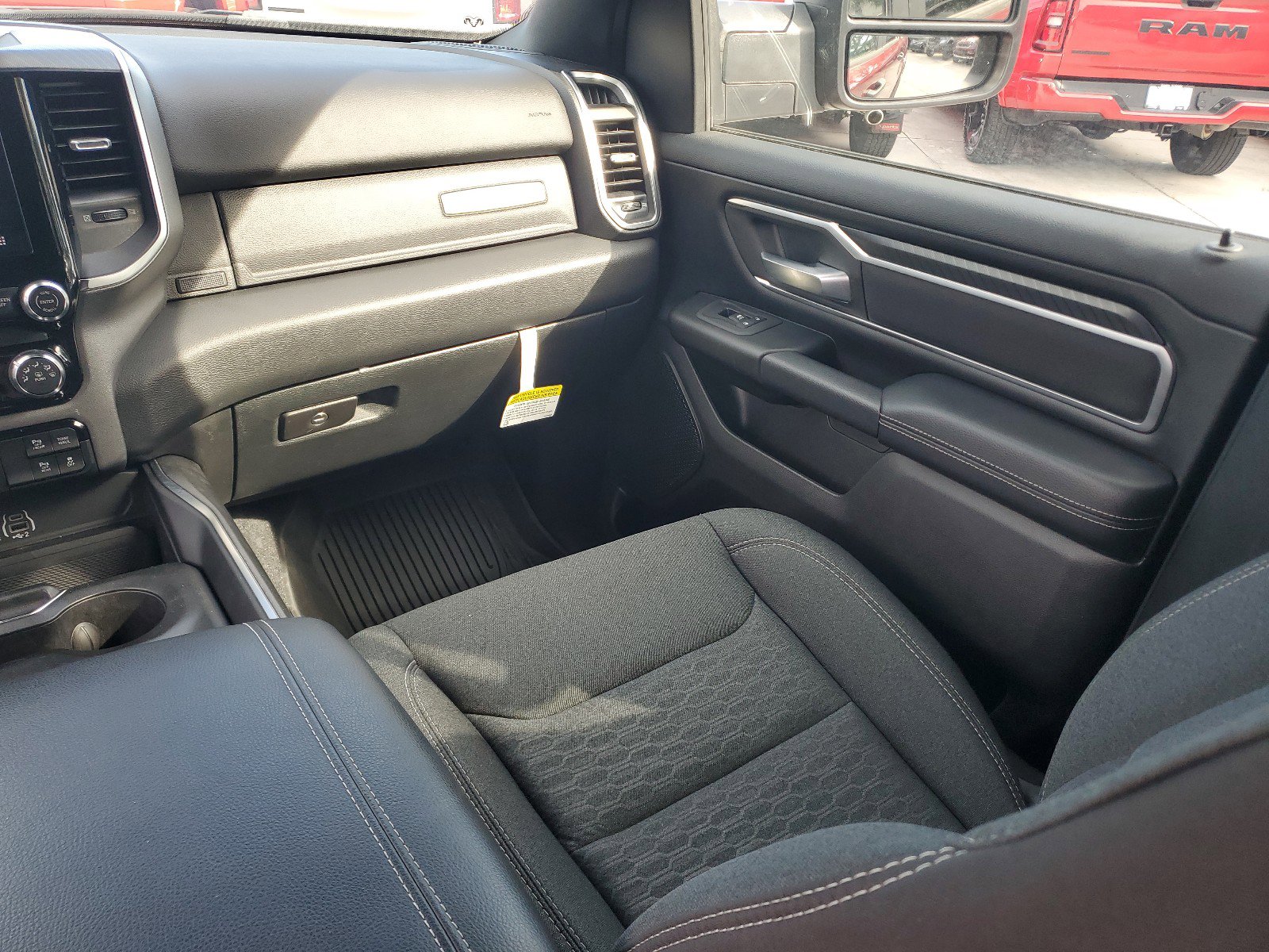 Certified 2025 RAM 1500 Big Horn image 15