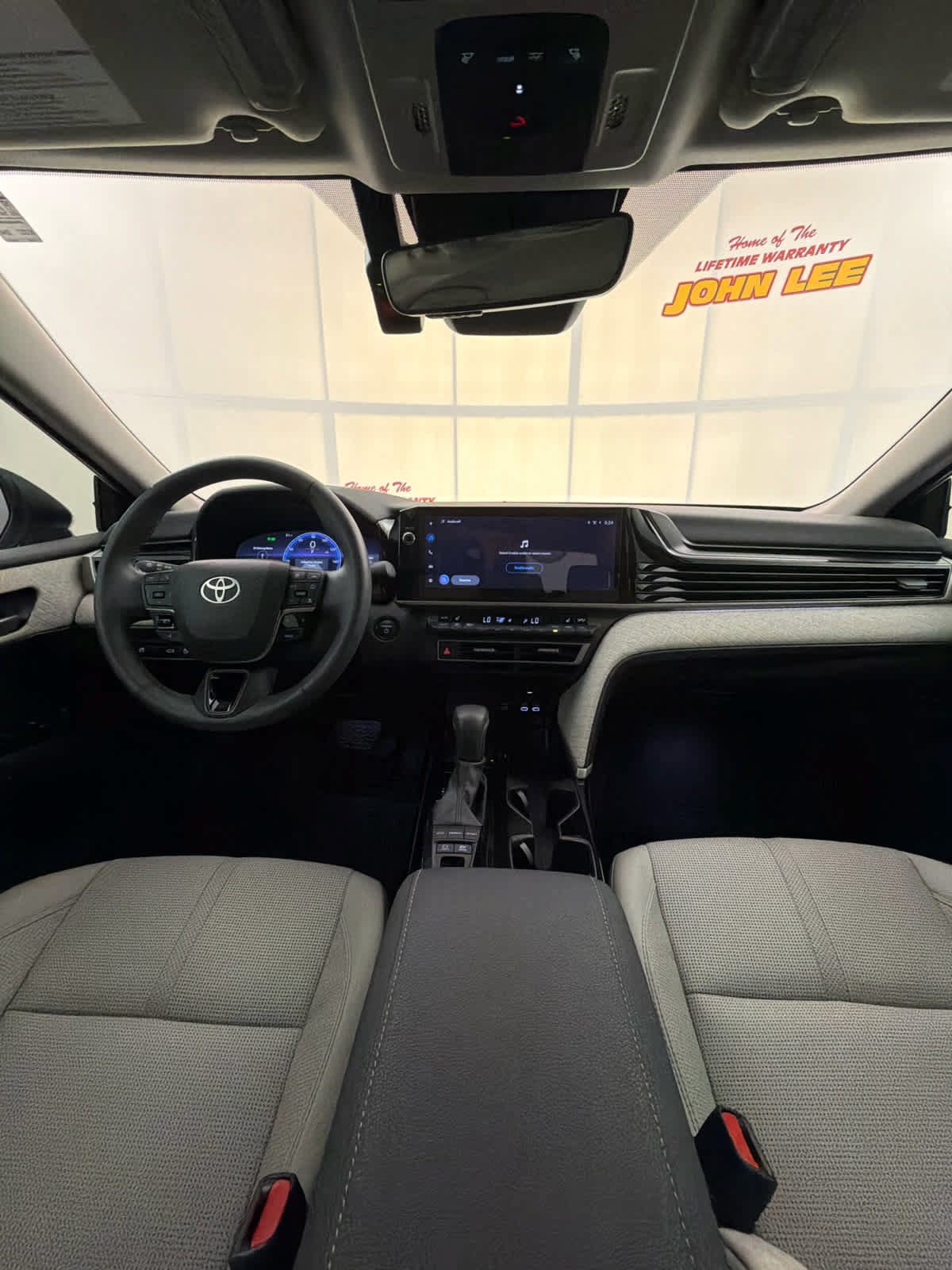 Used 2025 Toyota Camry XLE FWD image 20