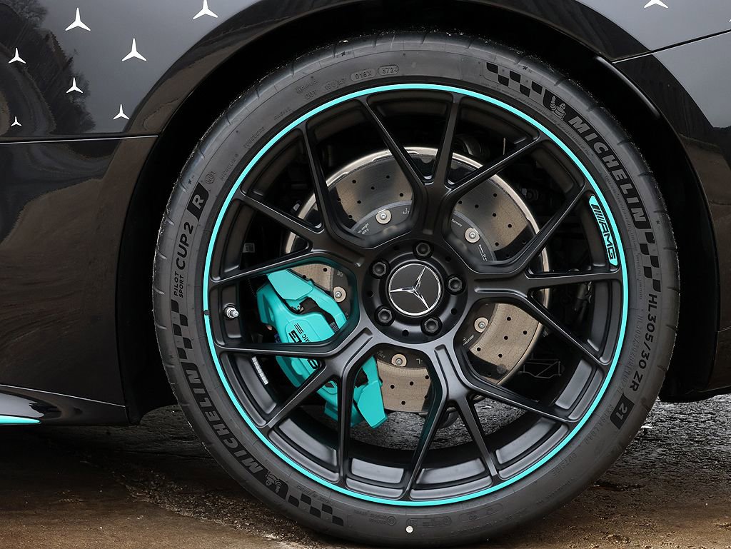 Used 2025 Mercedes-Benz AMG GT 63 image 39