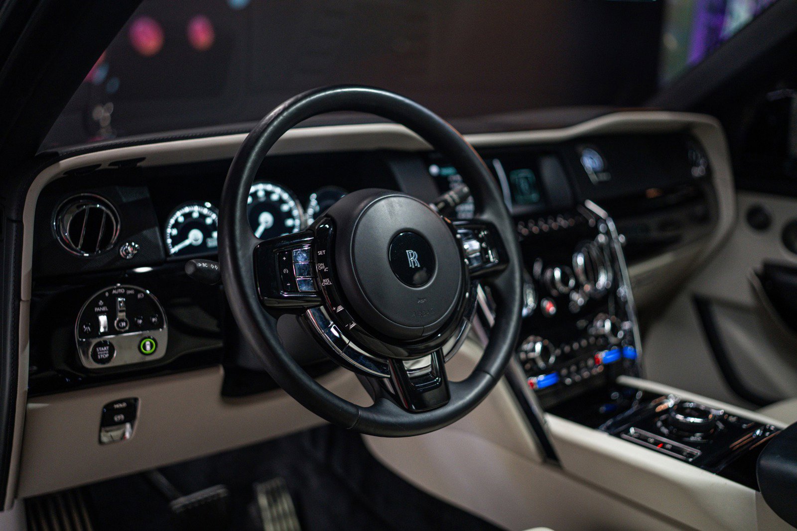 Used 2020 Rolls-Royce Cullinan image 7