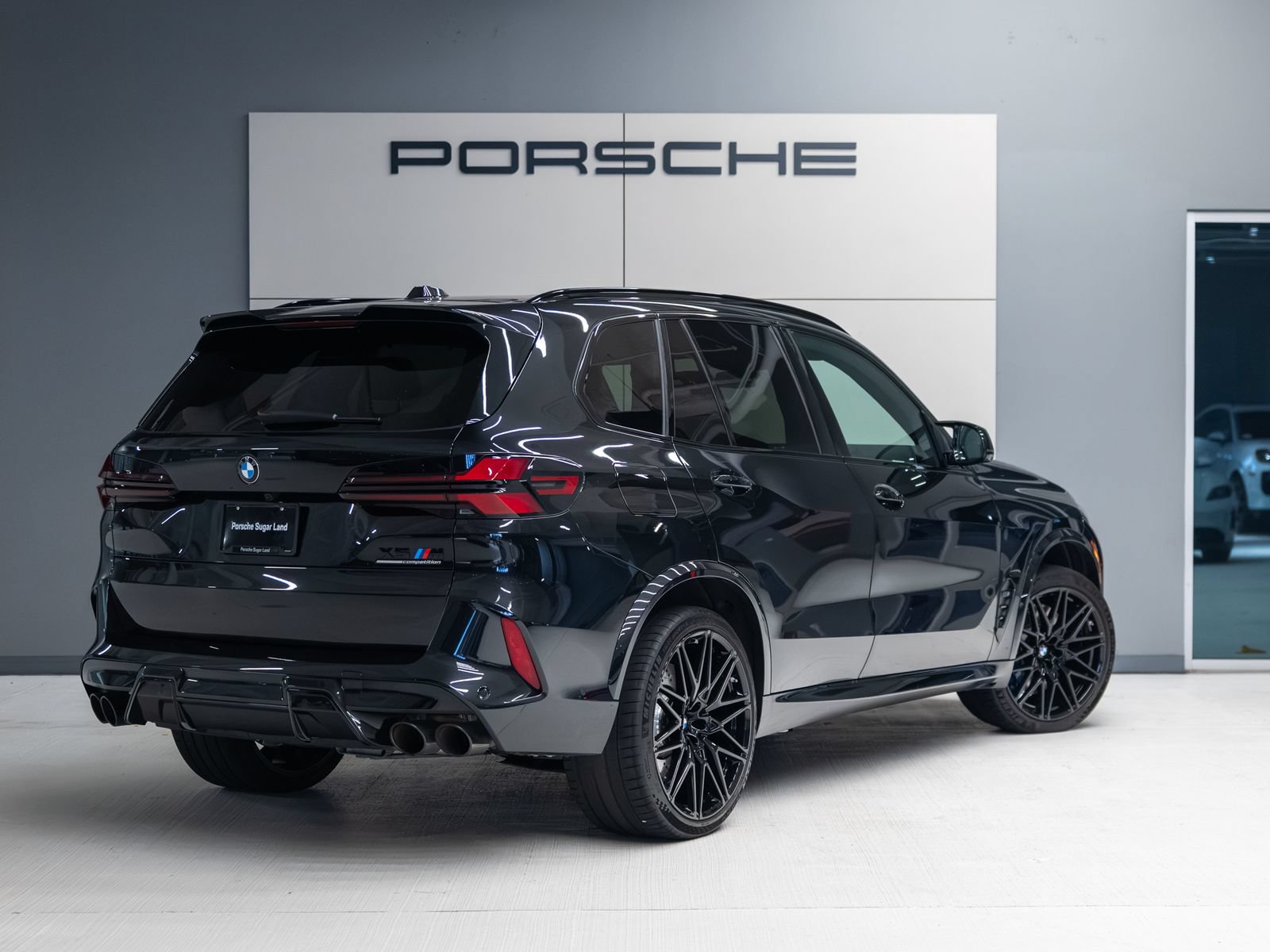 Used 2026 BMW X5 M Competition w/ Executive Package AWD/4WD image 6