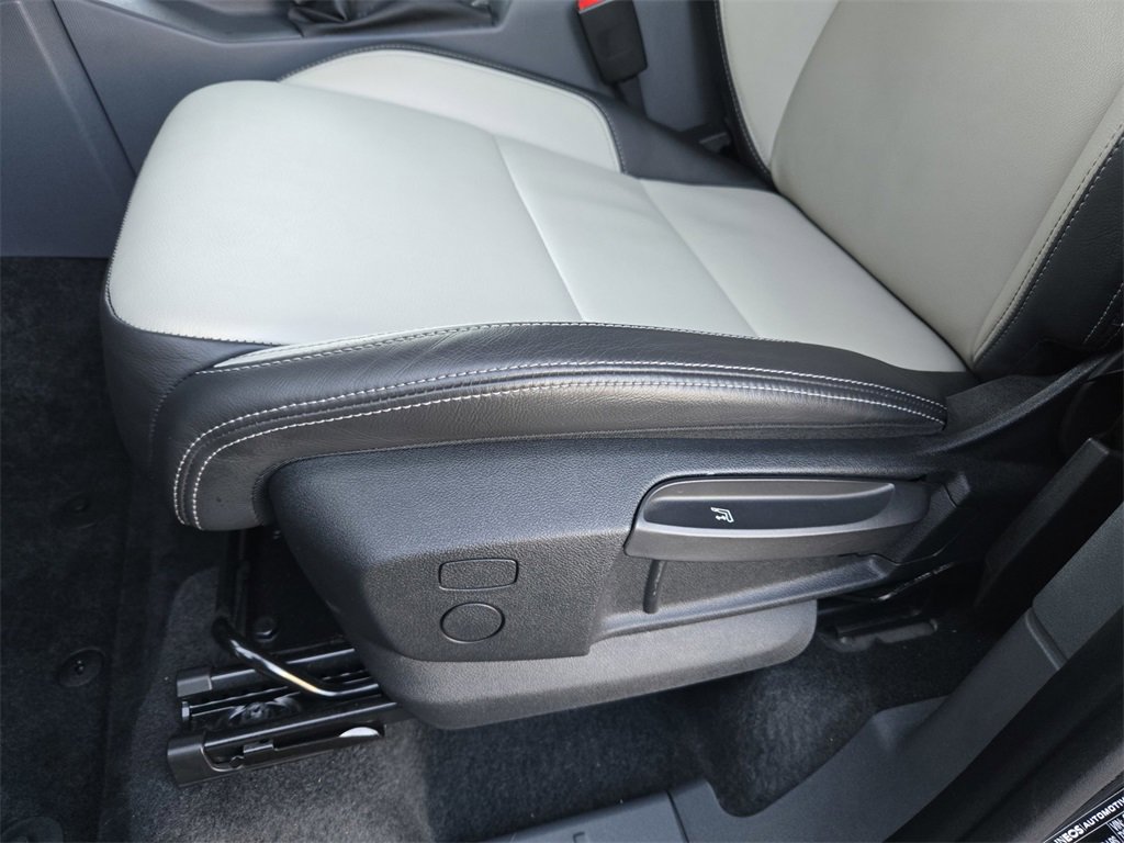 Used 2024 INEOS Grenadier Fieldmaster Edition image 14