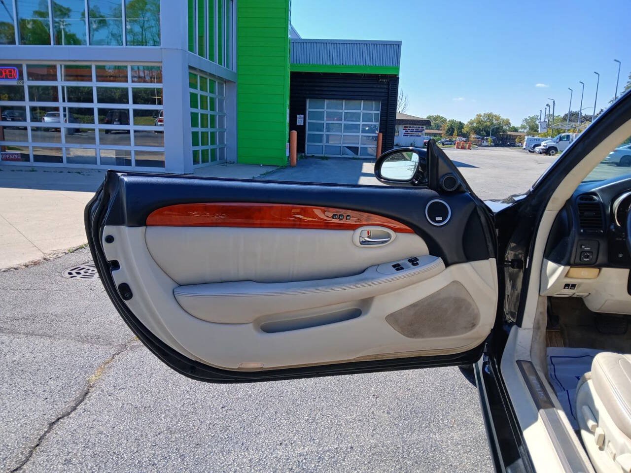 Used 2007 Lexus SC 430 Convertible RWD image 12