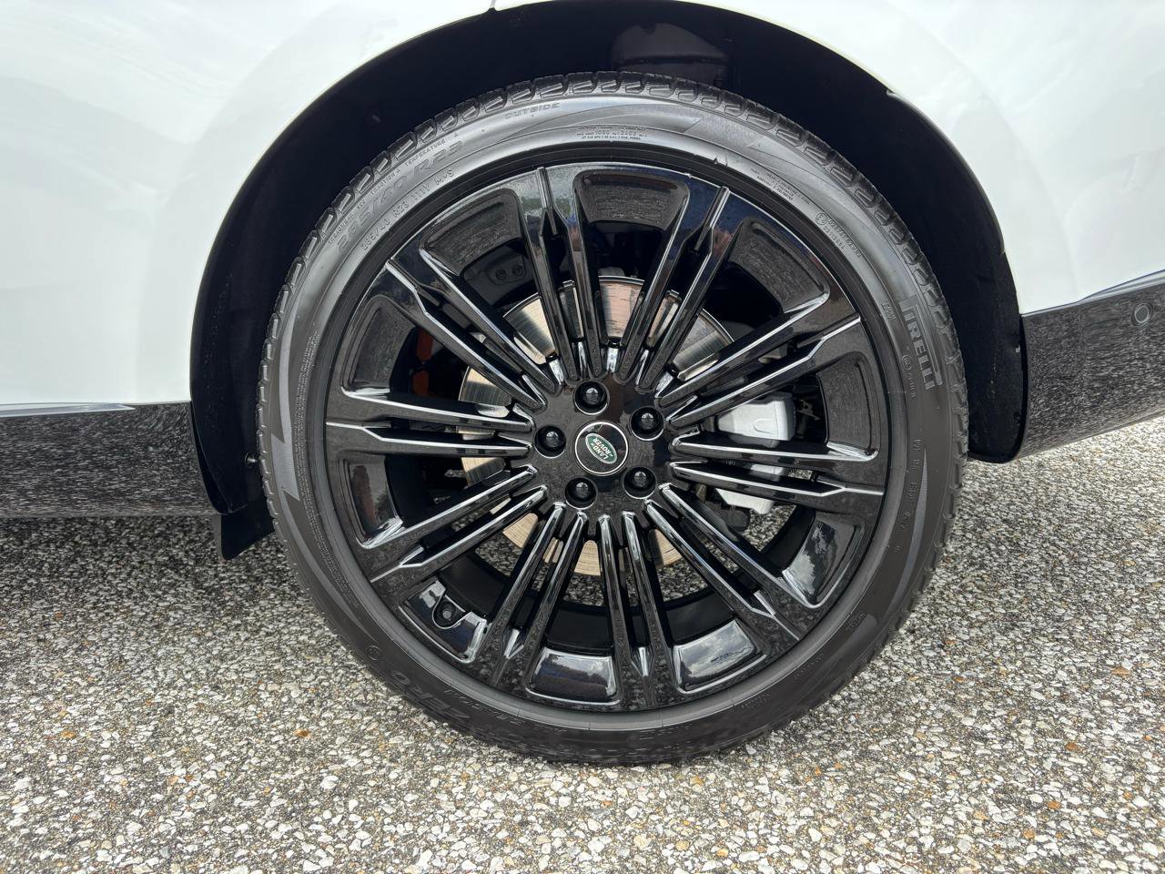 Used 2023 Land Rover Range Rover SE image 39