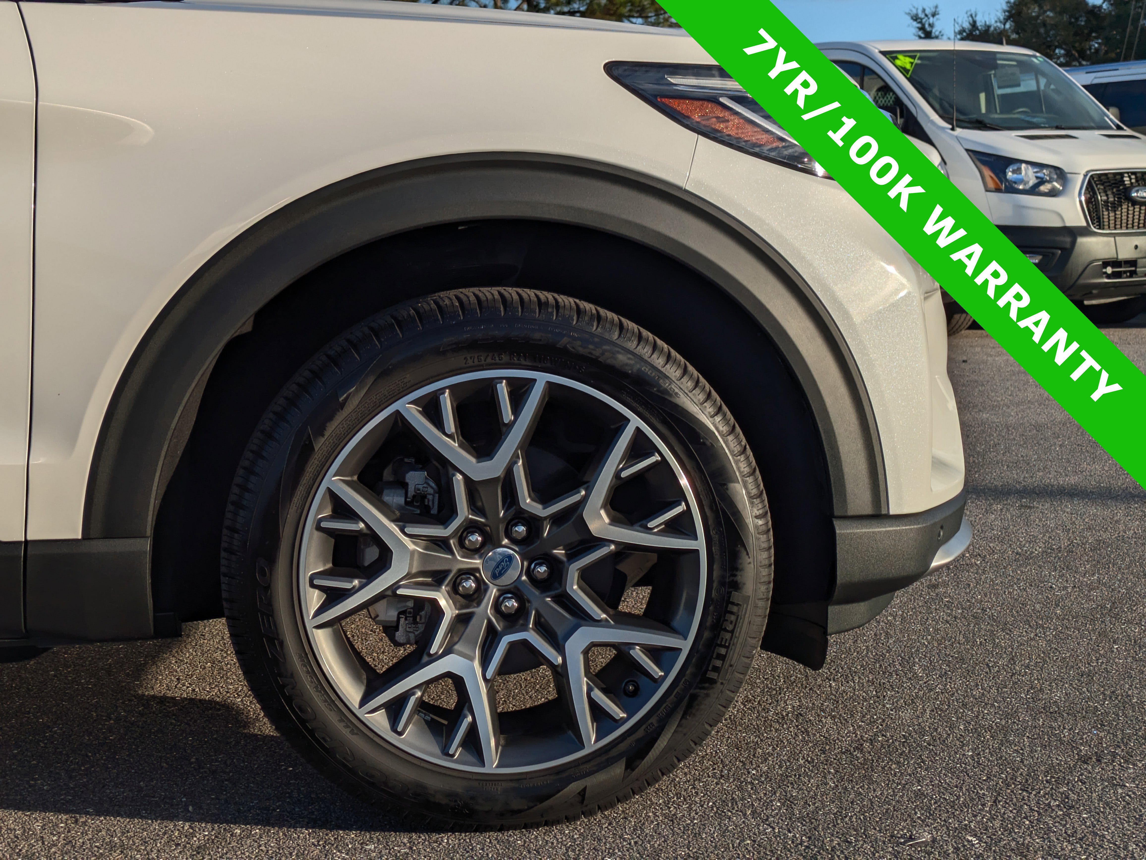 Certified 2025 Ford Explorer Platinum w/ Ultimate Package image 11