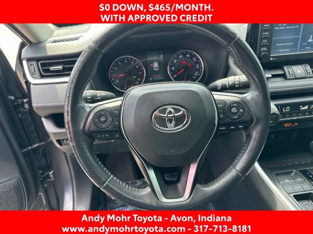Used 2020 Toyota RAV4 XLE Premium FWD image 15
