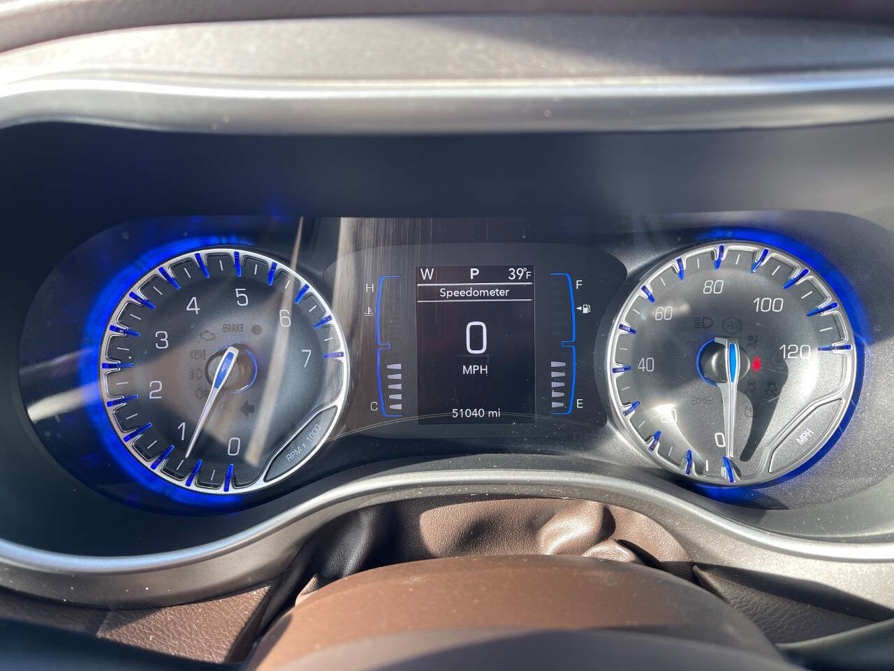 Used 2019 Chrysler Pacifica Touring-L image 23