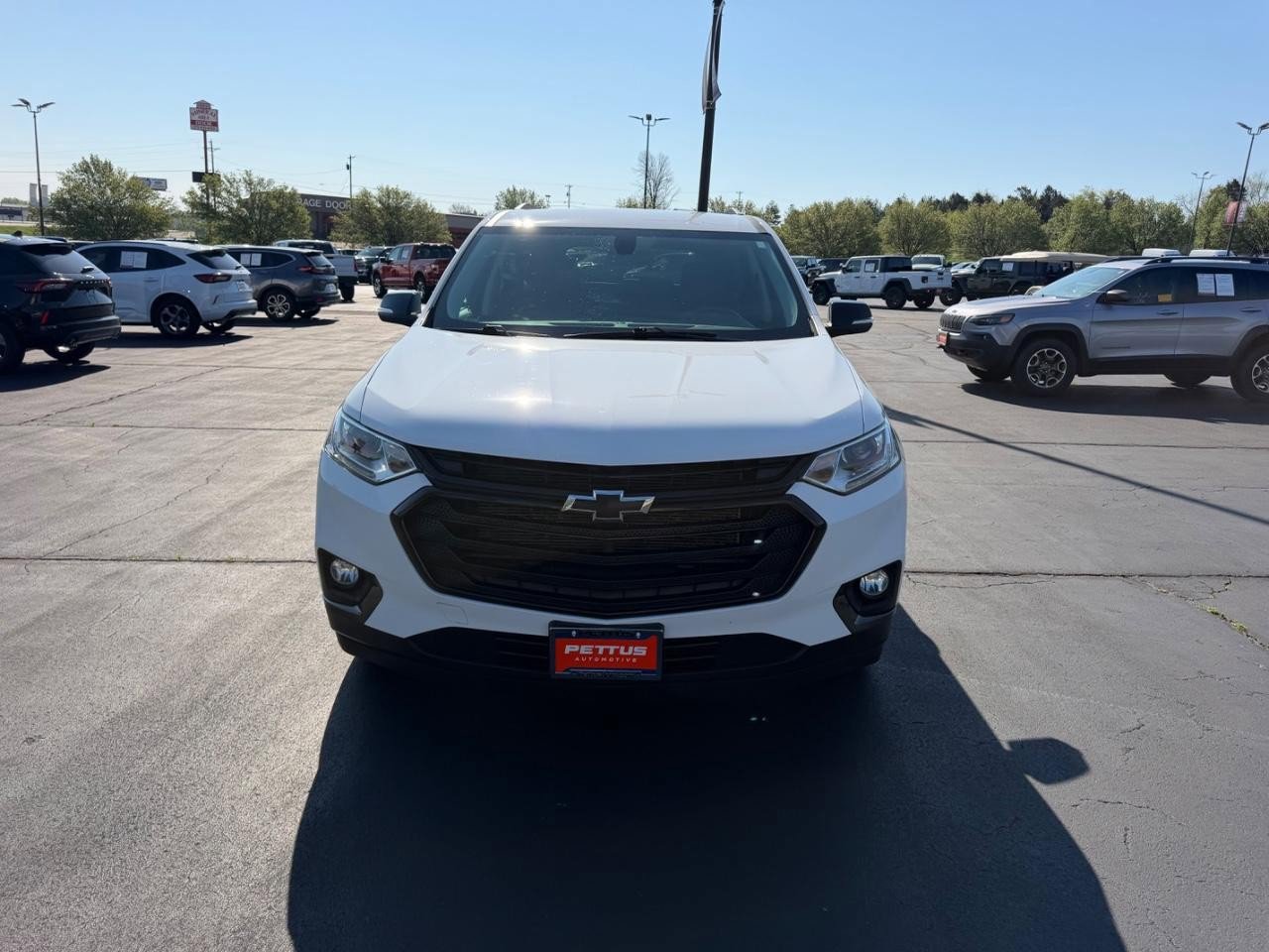 Used 2021 Chevrolet Traverse LT w/ LPO, Blackout Package image 9