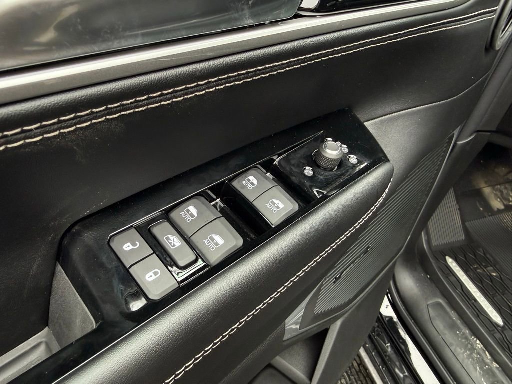 New 2026 Jeep Grand Wagoneer L 4WD image 13