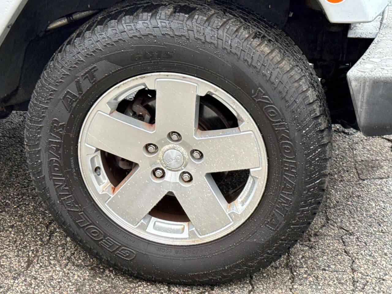 Used 2012 Jeep Wrangler Sahara image 7