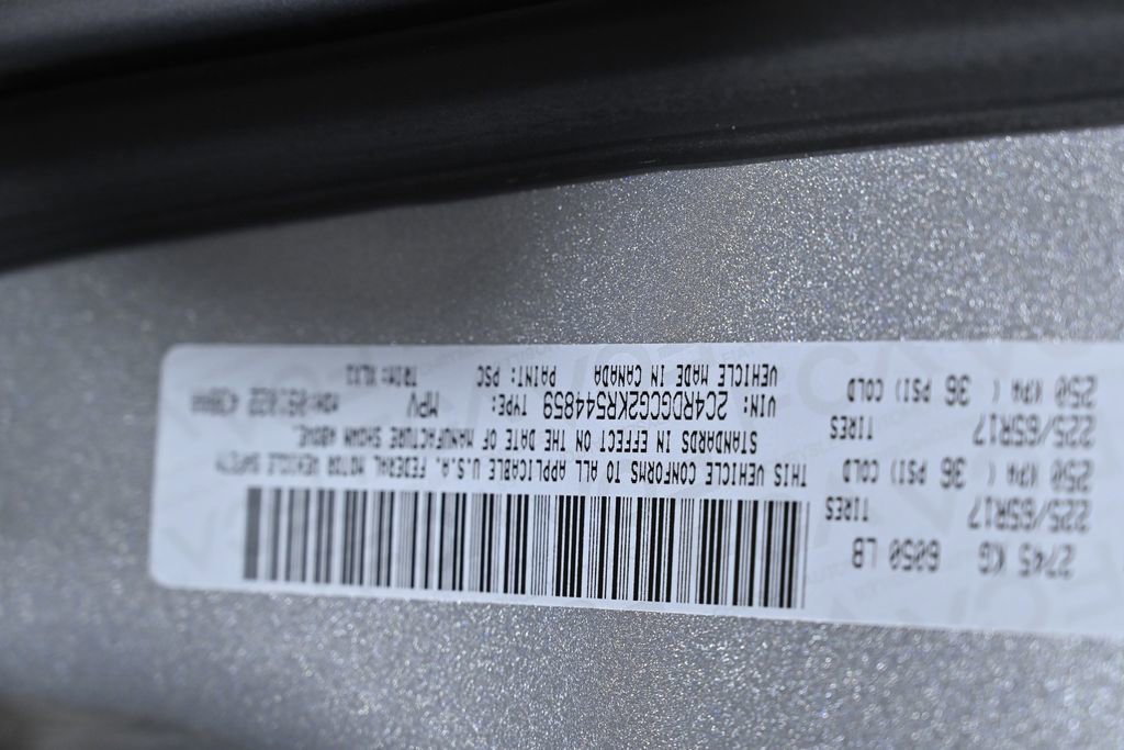 Used 2019 Dodge Grand Caravan SXT image 32