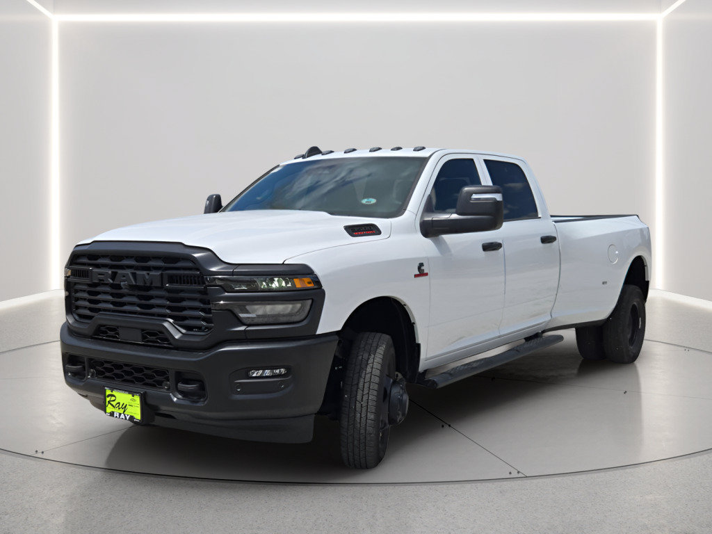 New 2026 RAM 3500 Tradesman AWD/4WD image 4