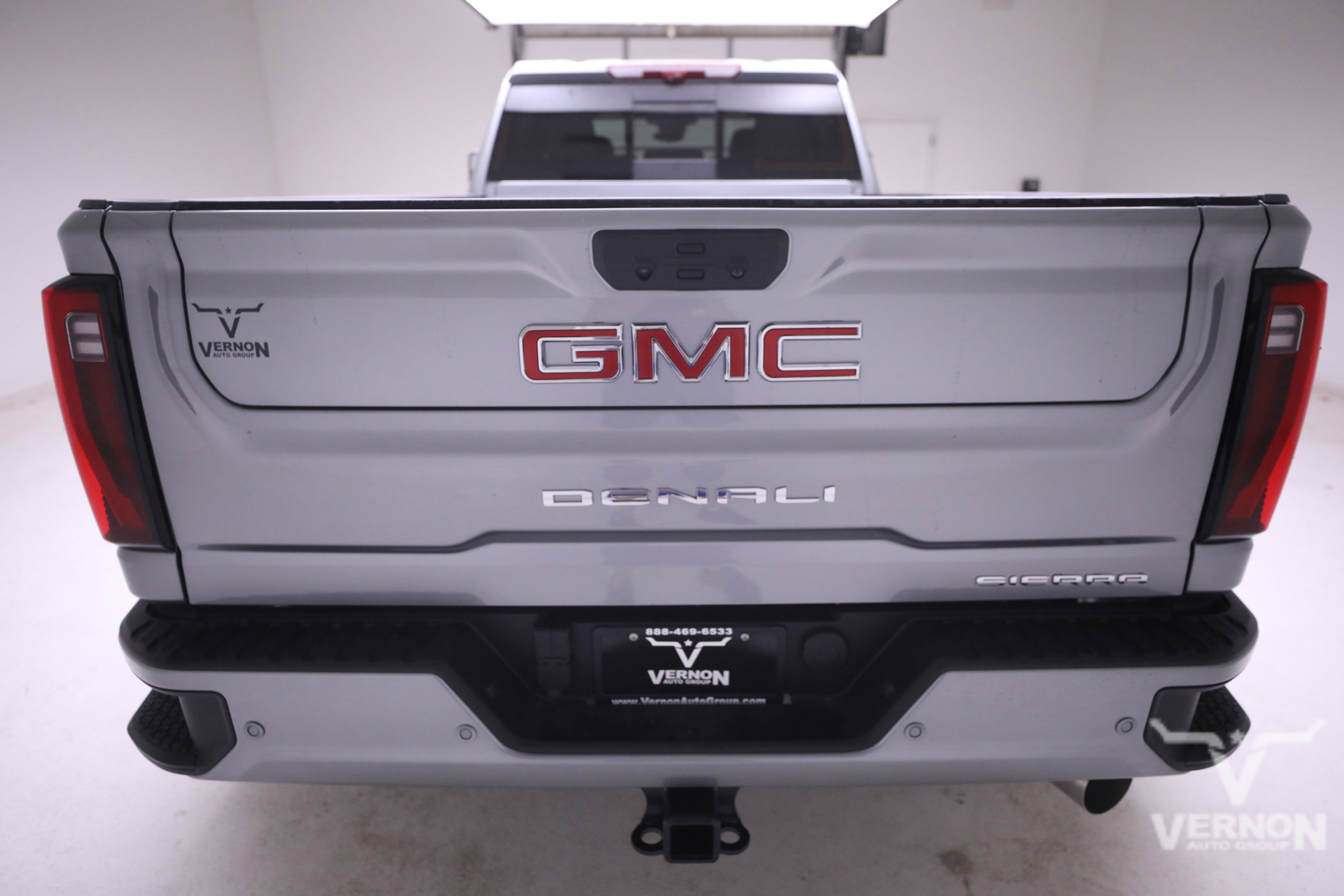 New 2026 GMC Sierra 3500 Denali w/ Technology Package image 4