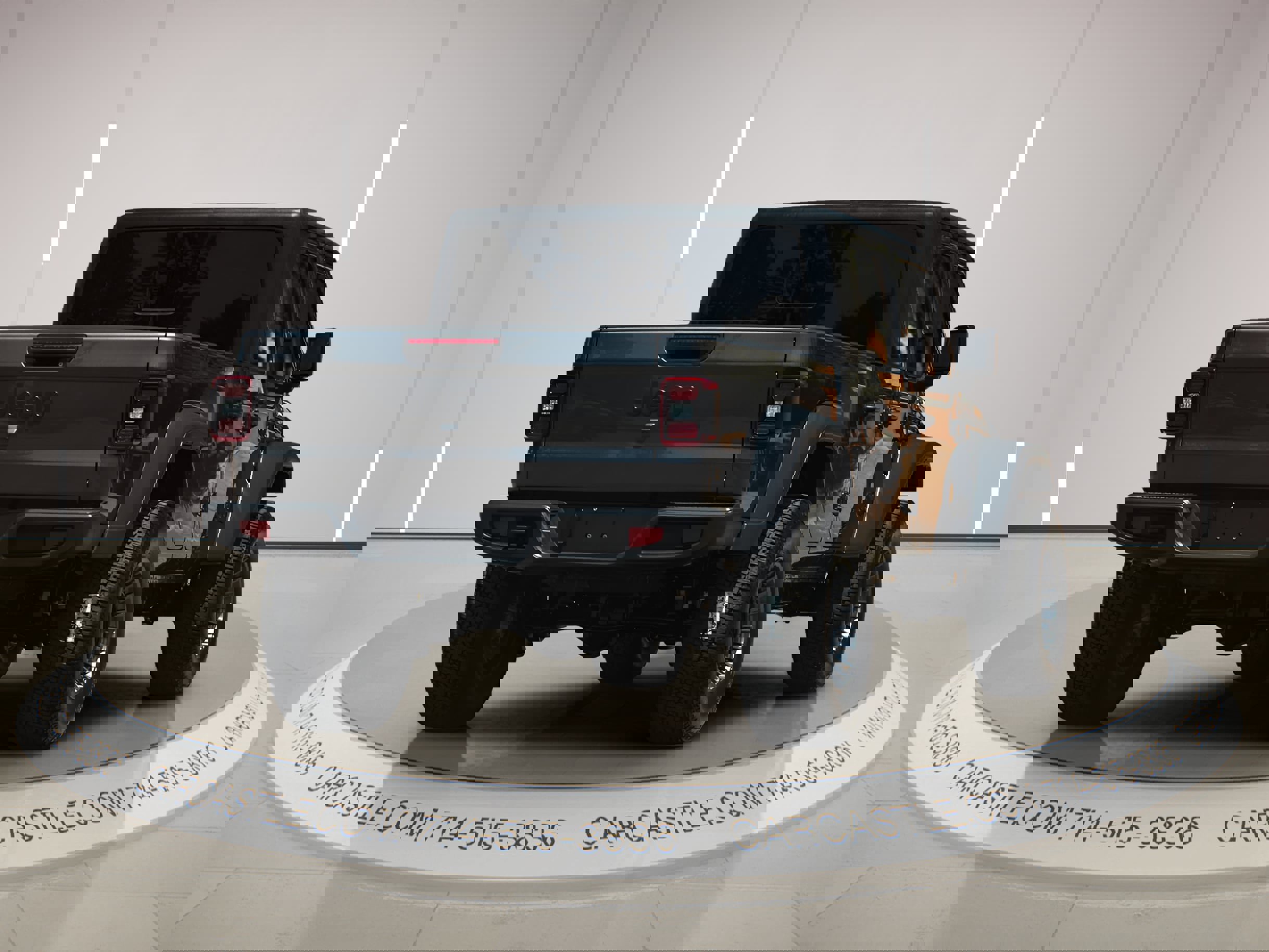 Used 2024 Jeep Gladiator Sport image 12