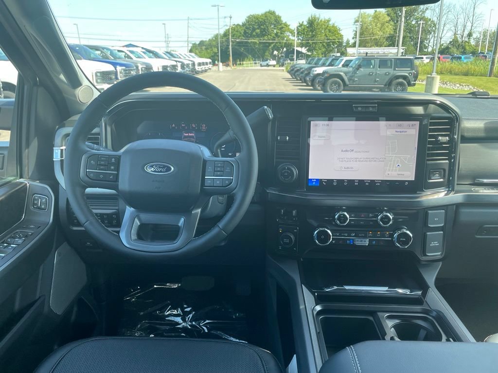 New 2026 Ford F350 Lariat w/ Black Appearance Package AWD/4WD image 15