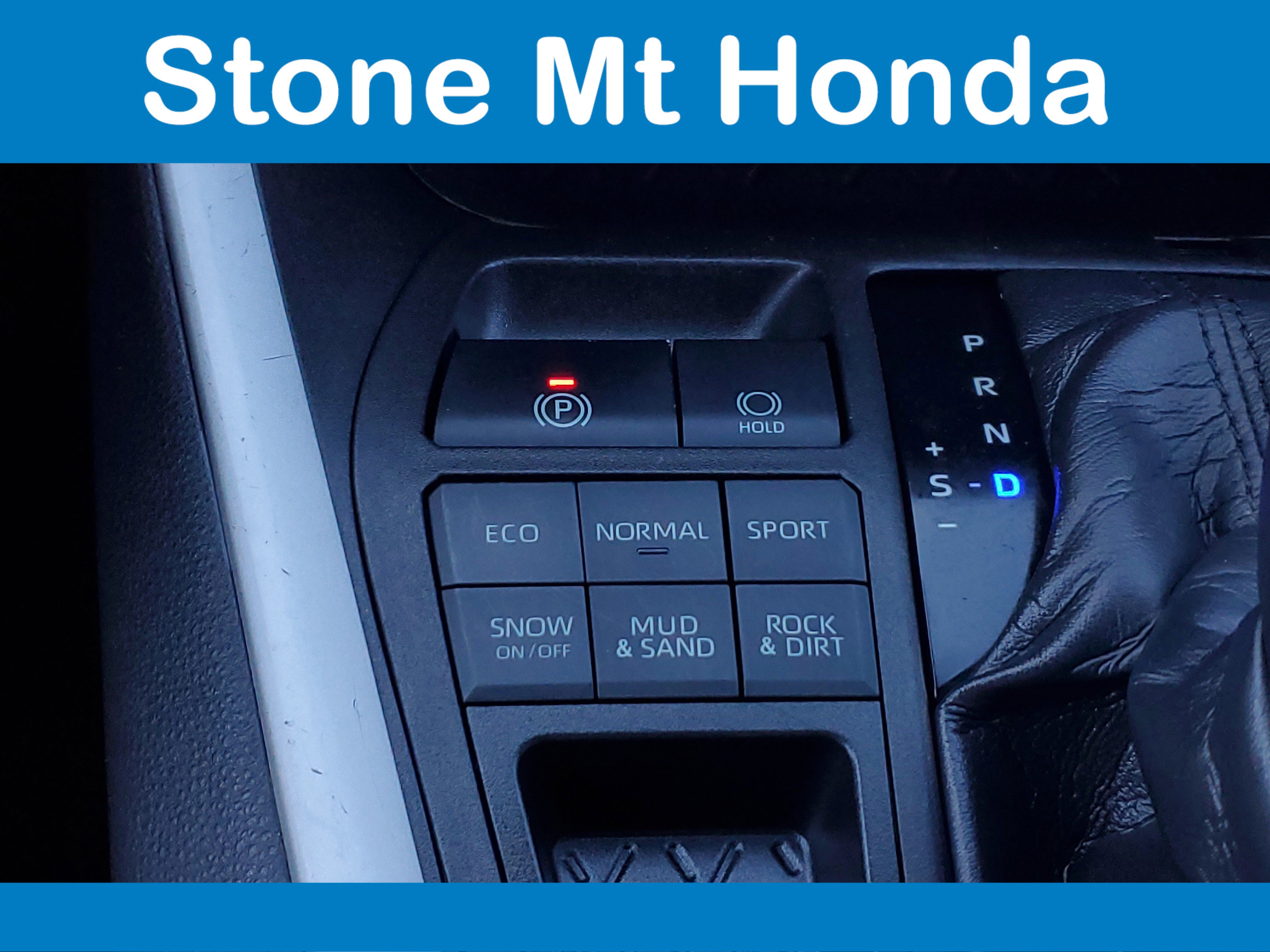 Used 2021 Toyota RAV4 XLE image 30