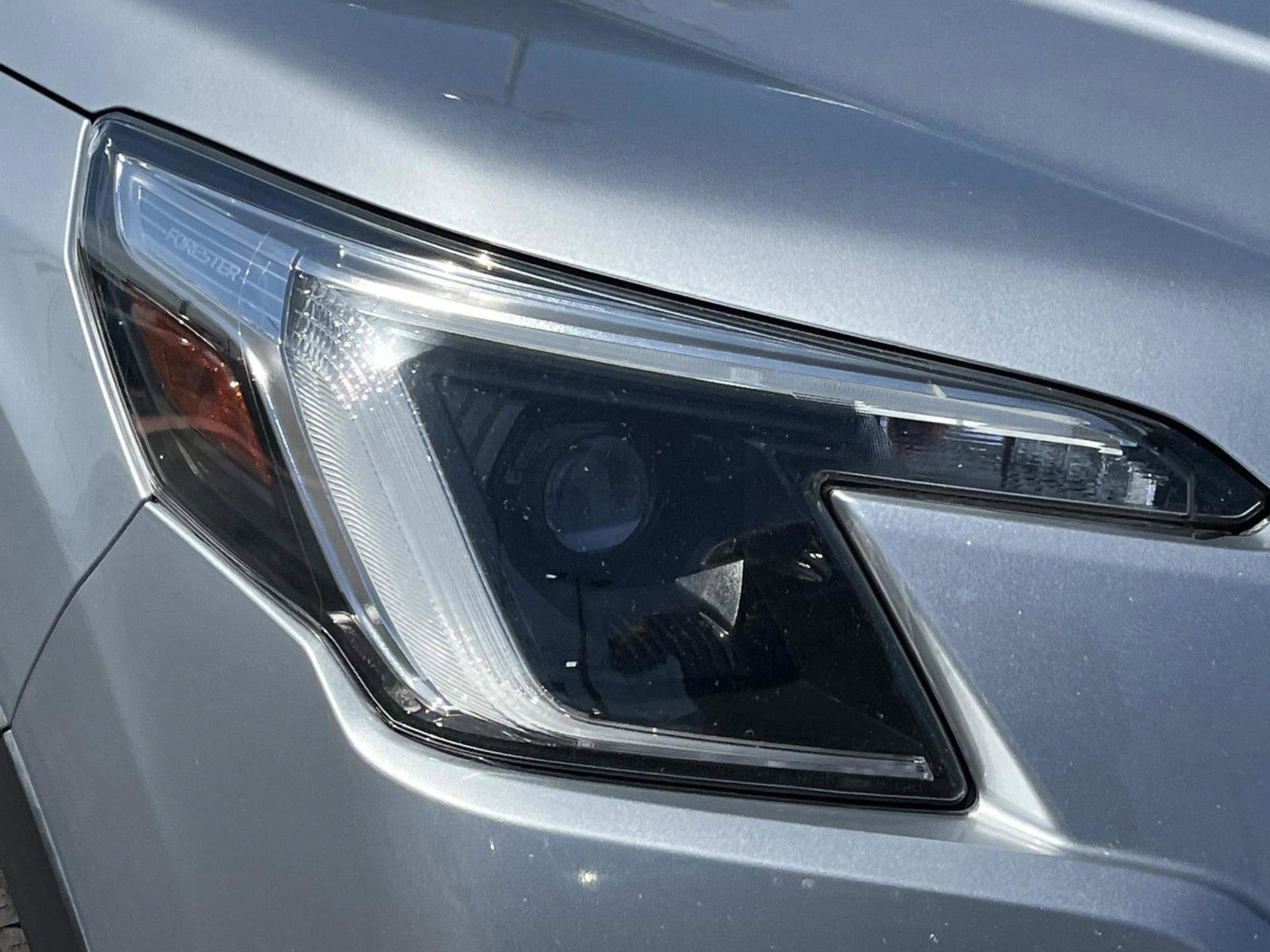 Used 2022 Subaru Forester Limited AWD/4WD image 49