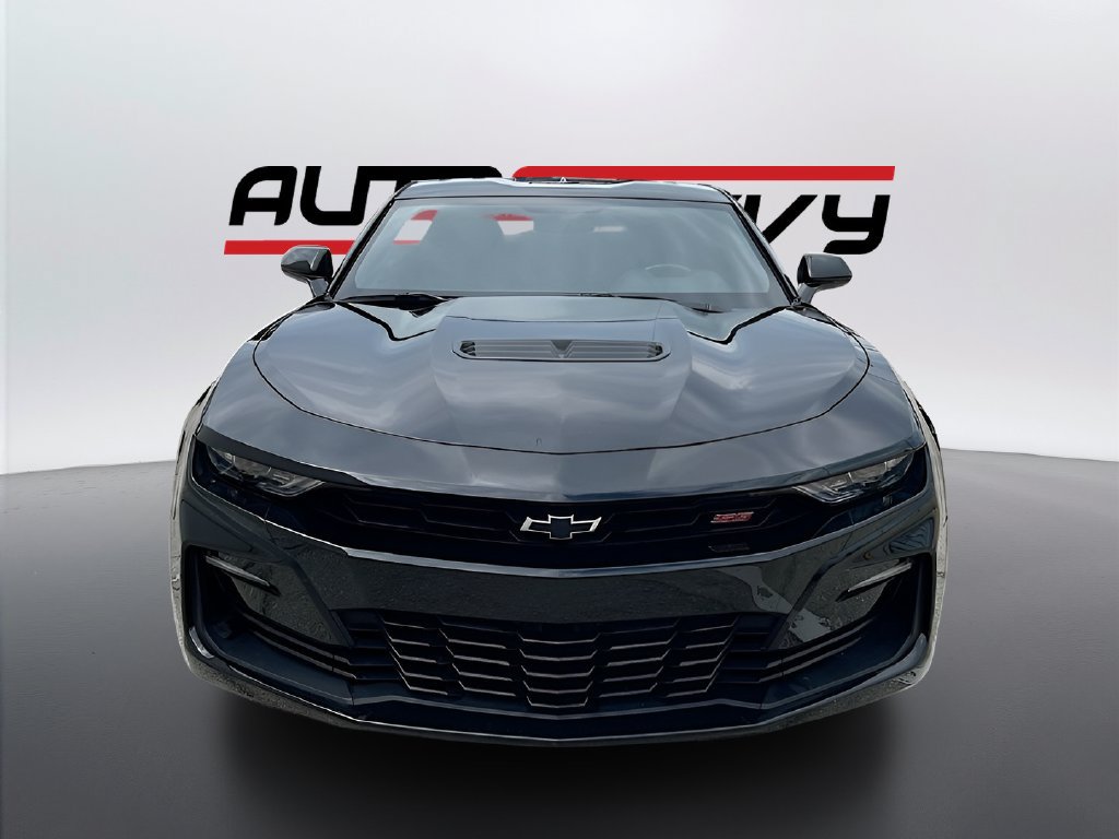 Used 2023 Chevrolet Camaro SS RWD image 2
