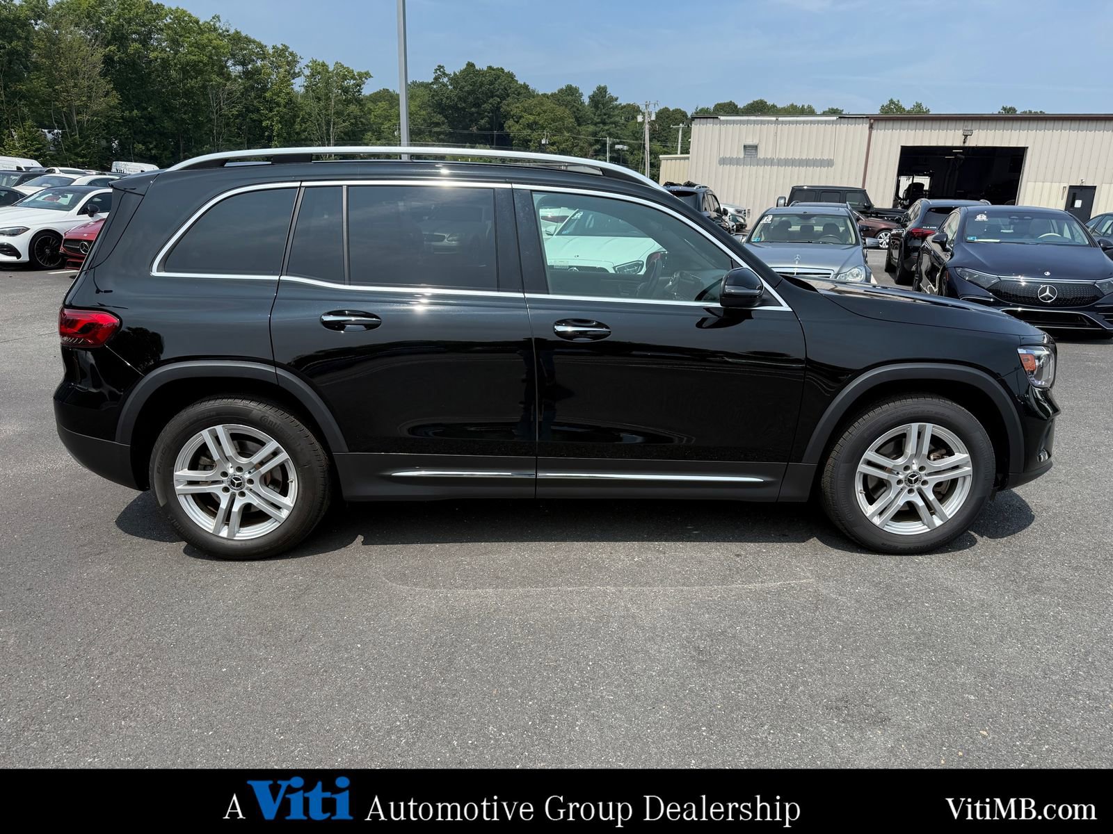 Used 2022 Mercedes-Benz GLB 250 4MATIC image 9