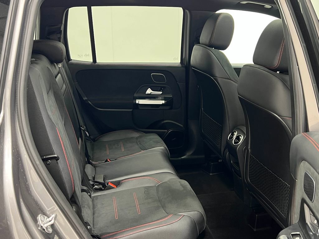 Used 2020 Mercedes-Benz GLB 250 4MATIC image 34