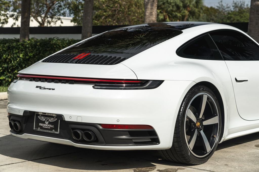 Used 2020 Porsche 911 Carrera RWD image 19