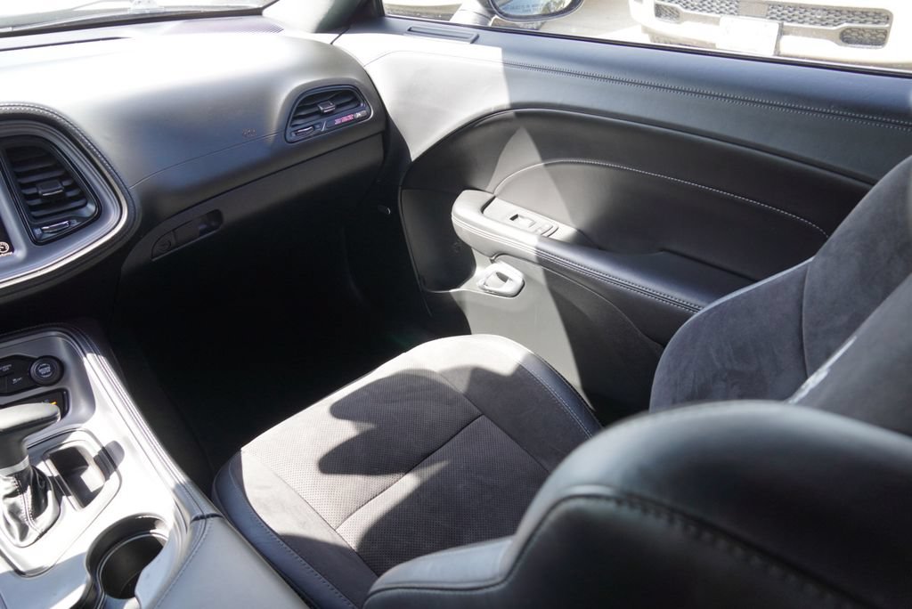 Used 2023 Dodge Challenger R/T Scat Pack w/ Plus Package RWD image 15