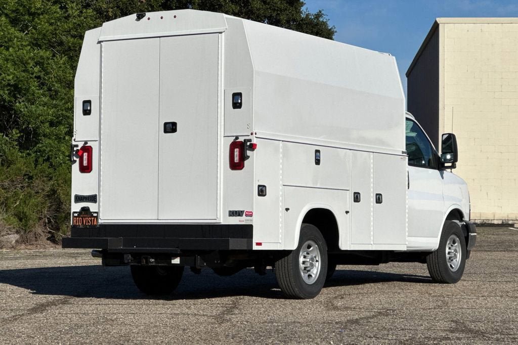 New 2026 Chevrolet Express 3500 w/ Power Convenience Package RWD image 4
