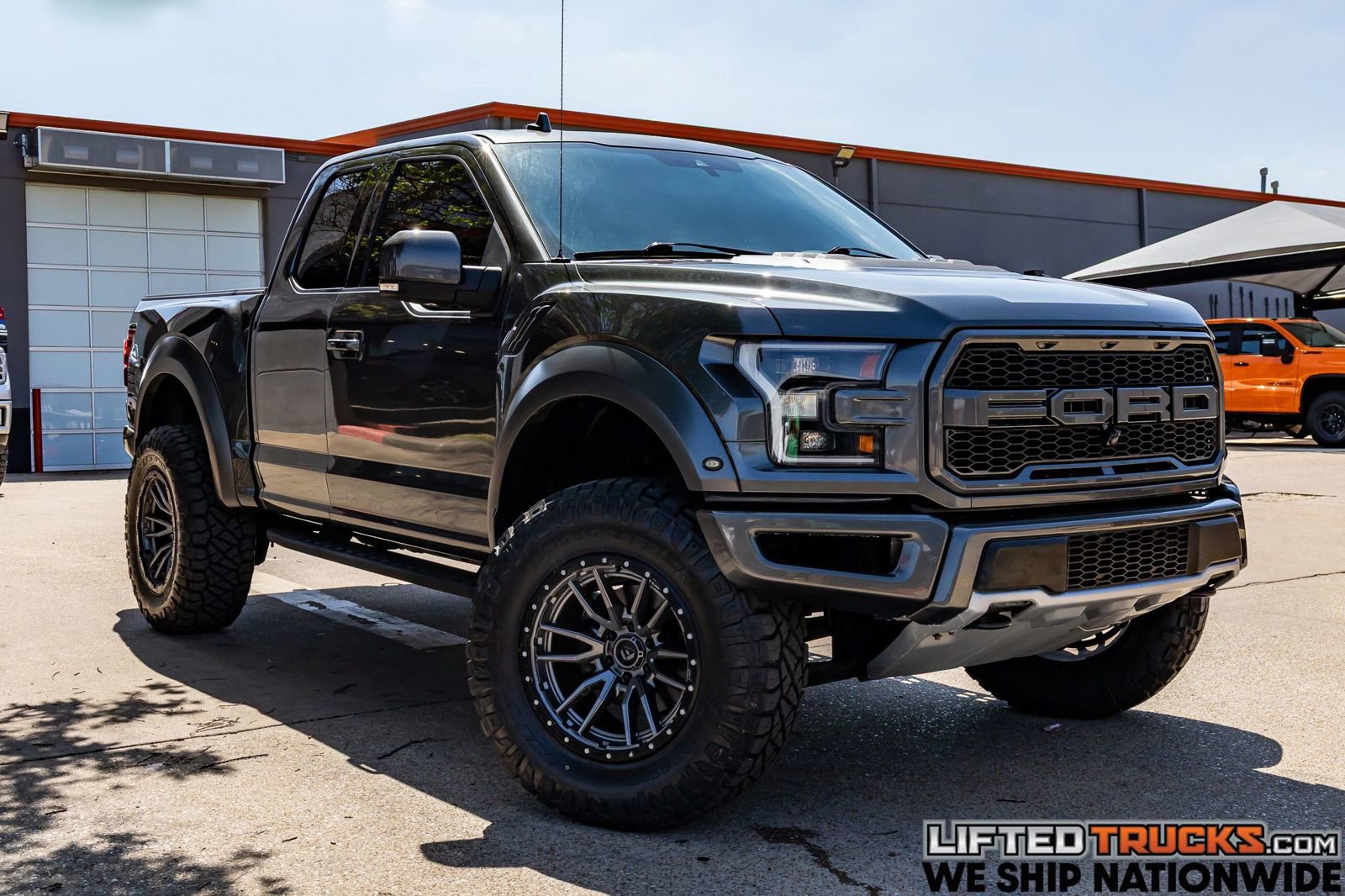 Used 2019 Ford F150 Raptor image 1