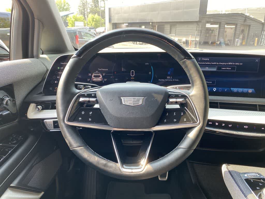 Certified 2025 Cadillac Optiq Sport 2 AWD/4WD image 20