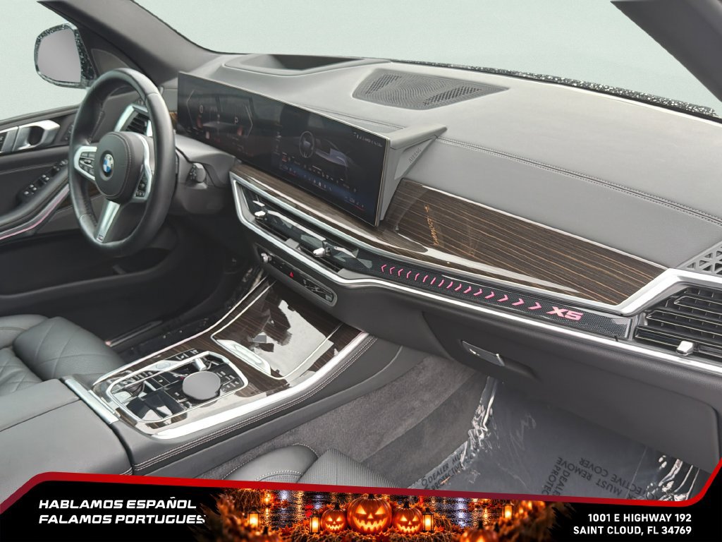 Used 2024 BMW X5 xDrive40i w/ M Sport Package AWD/4WD image 39