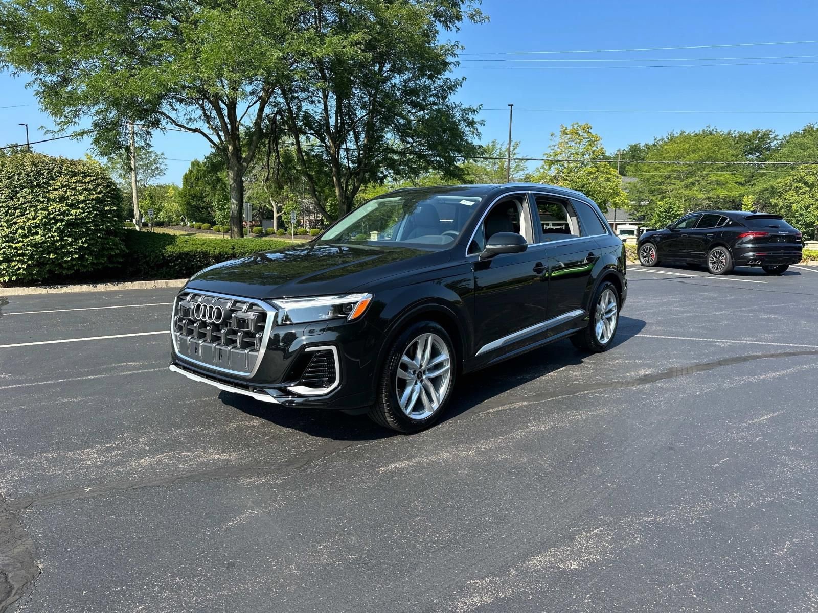 New 2025 Audi Q7 2.0T Premium Plus w/ Premium Plus Package AWD/4WD image 3