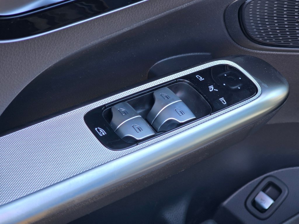 New 2027 Mercedes-Benz GLC 300 4MATIC image 33