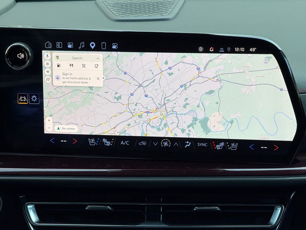 Used 2025 Chevrolet Traverse RS w/ LPO, Floor Liner Package FWD image 13