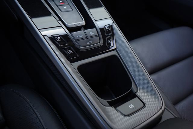 Used 2021 Porsche 911 Carrera image 29