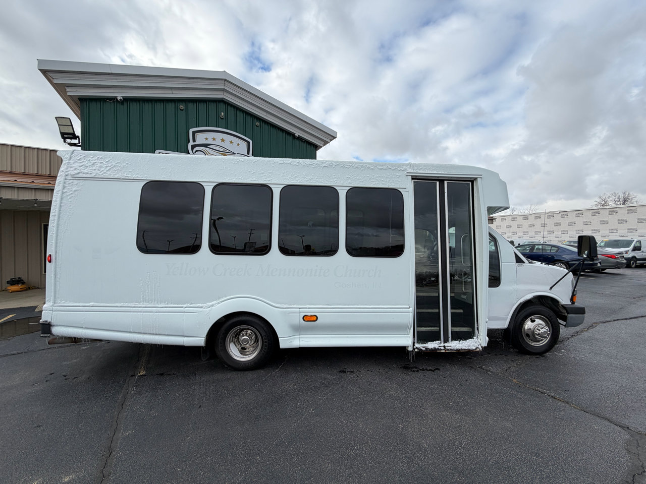 Used 2007 Chevrolet Express 3500 image 2