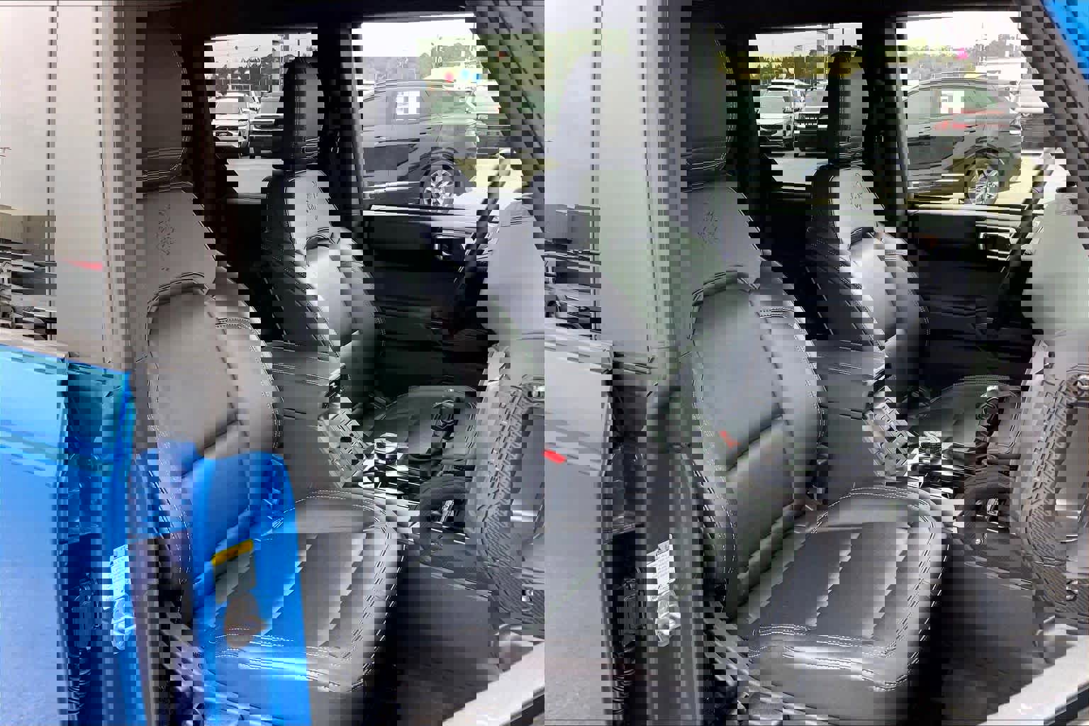 Certified 2025 Ford Bronco Badlands image 9