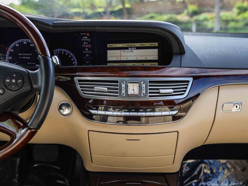 Used 2012 Mercedes-Benz S 550 image 18