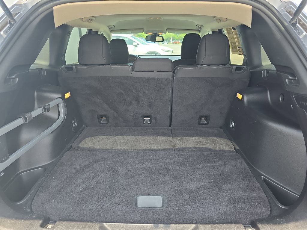 Used 2015 Jeep Cherokee Latitude FWD image 11